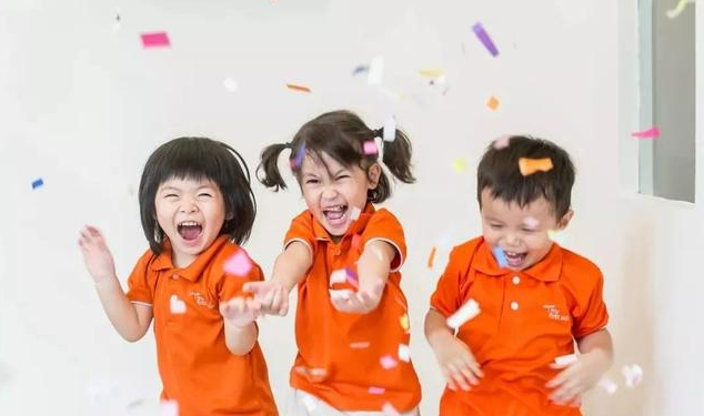 这些新加坡公民幼儿园学费才10元，买房才10万！怎么做到的？