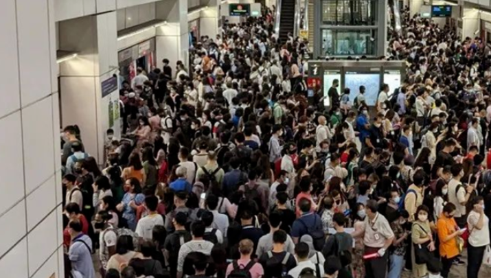 年薪16万新币仍喊穷！新加坡中产哭诉：我们才是隐形贫困人口