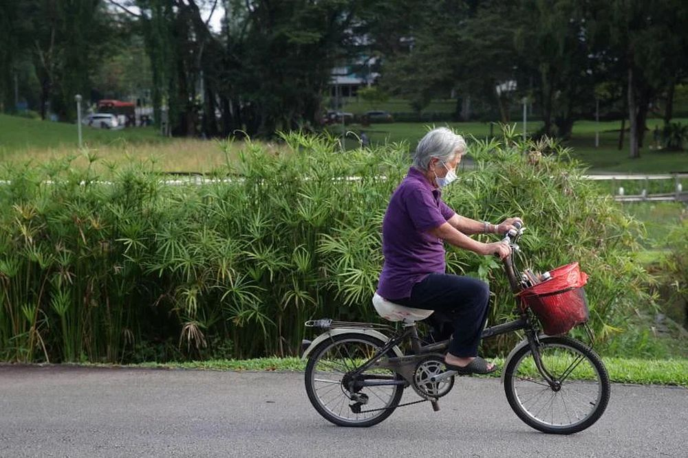 年长员工碰到AI，会擦出什么火花？