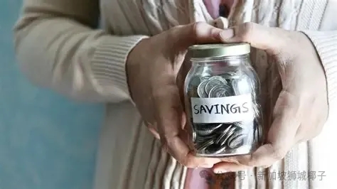 在新加坡，我们每年最多要强制交多少CPF？