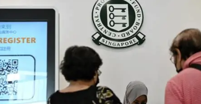 新加坡人必看：2025年CPF利息已到账！这样查、这样算、这样补