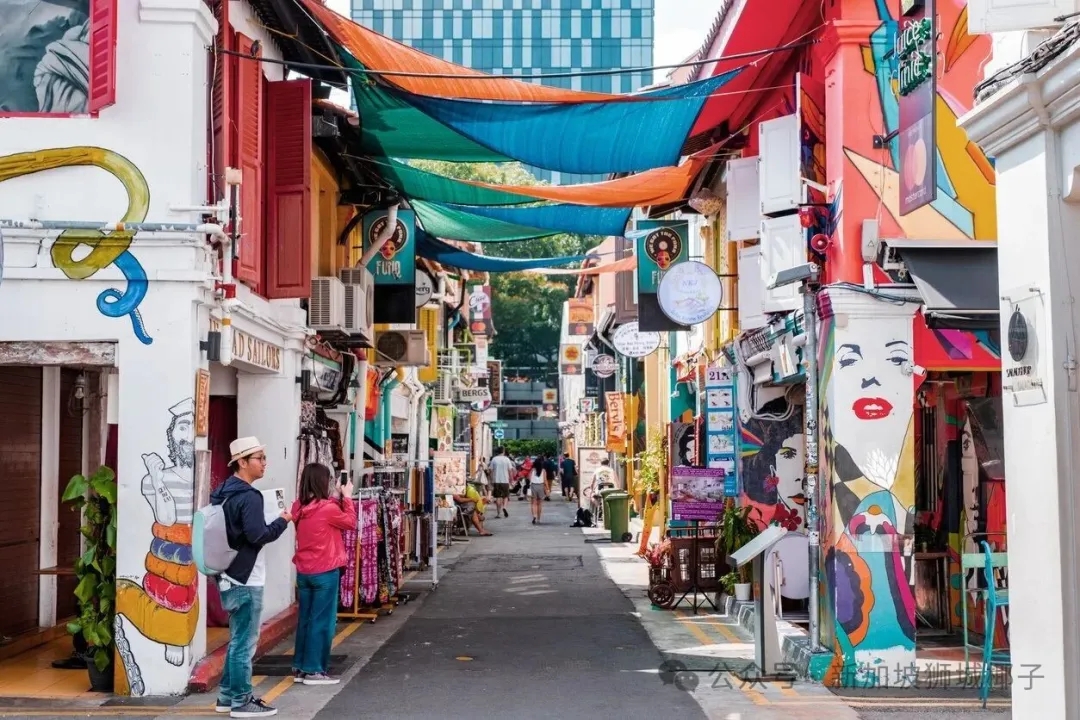 新加坡这个街区美食太多了！麻辣烫、越南粉、本地煮炒应有尽有...