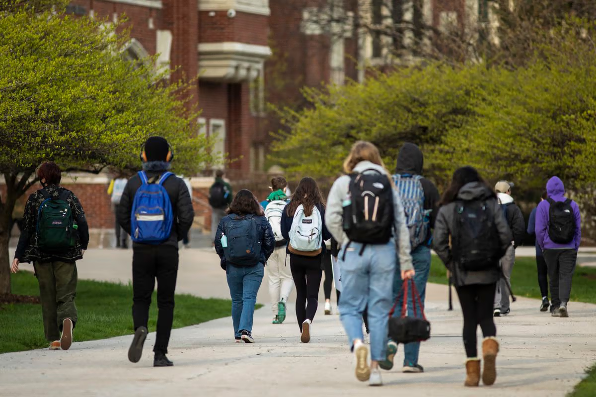 他，新加坡学生，被斯坦福剑桥录取！曝上岸秘诀~