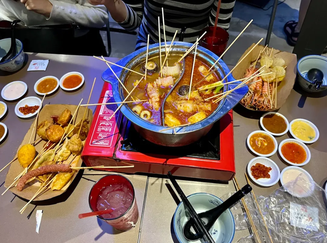新加坡本月10大餐饮优惠！午餐自助10新！麦当劳买一送一！