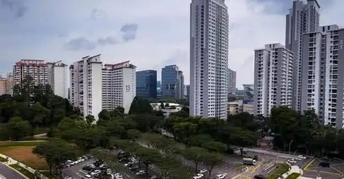 Man who bought Holland Drive HDB flat for $26k on $250 salary 50 years ago reflects on inflation